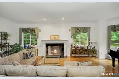 97 Brookhollow Lane, Stamford, CT 06902 - Photo 11