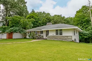 35 Gilman St, Putnam, CT 06260 - Photo 1