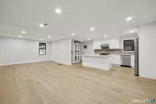 14 Gisella Rd, Trumbull, CT 06611 - Photo 9