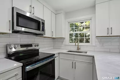 12 Camelot Drive #A2, Norwalk, CT 06850 - Photo 11