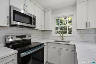 12 Camelot Dr, Norwalk, CT 06850 - Photo 11