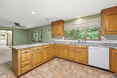 5 Birch Road, Bloomfield, CT 06002 - Photo 13