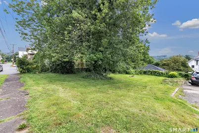 64 Prospect Street, Ansonia, CT 06401 - Photo 9