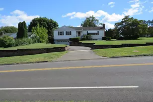 562 Wells Rd, Wethersfield, CT 06109 - Photo 1