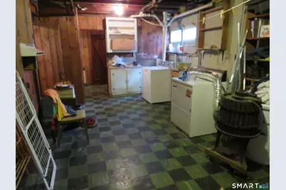 562 Wells Road, Wethersfield, CT 06109 - Photo 25