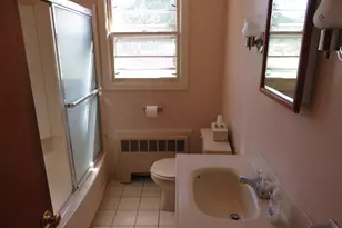 562 Wells Rd, Wethersfield, CT 06109 - Photo 13