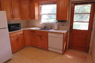 562 Wells Rd, Wethersfield, CT 06109 - Photo 11