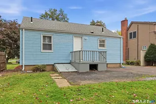 21 Elmfield St, West Hartford, CT 06110 - Photo 29