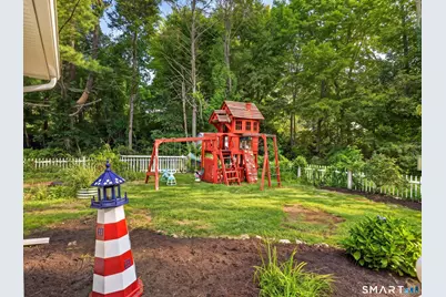 272 Whalehead Road, Ledyard, CT 06335 - Photo 9