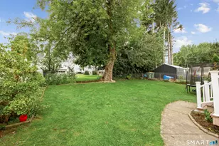 124 Russell St, Waterbury, CT 06708 - Photo 27