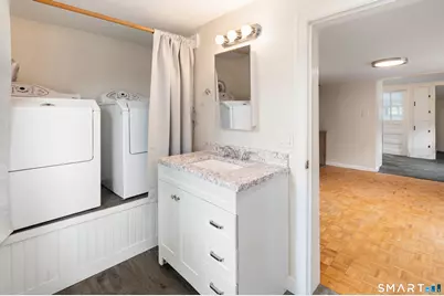 307 Courtland Avenue, Stamford, CT 06906 - Photo 23