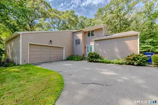 4 Briarwood Ct, Ledyard, CT 06335 - Photo 1