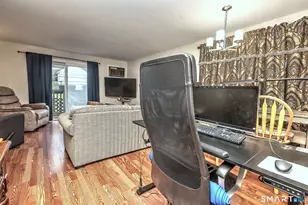 172 Woodland St, Meriden, CT 06451 - Photo 3