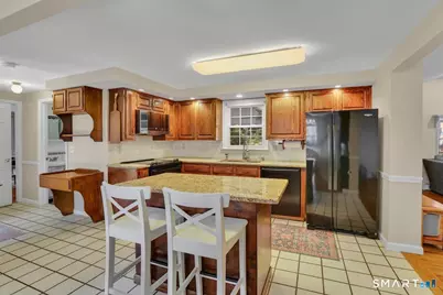 83 Crestwood Drive, Guilford, CT 06437 - Photo 9