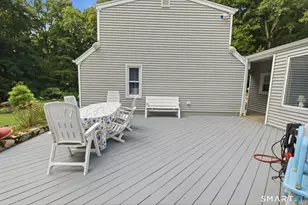 26 Campbell Dr, Stamford, CT 06903 - Photo 31