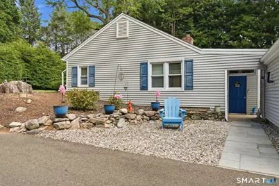 26 Campbell Drive, Stamford, CT 06903 - Photo 11