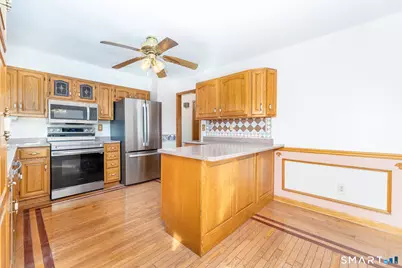 11 Londonderry Lane, Milford, CT 06460 - Photo 7