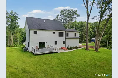 18 Timberlane Trail, Trumbull, CT 06611 - Photo 7