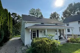 25 Maple St, Kent, CT 06757 - Photo 1