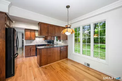 80 Ripton Parish Lane, Stratford, CT 06614 - Photo 7