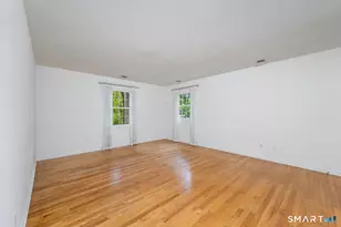 80 Ripton Parish Ln, Stratford, CT 06614 - Photo 11