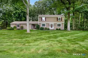 80 Ripton Parish Ln, Stratford, CT 06614 - Photo 1