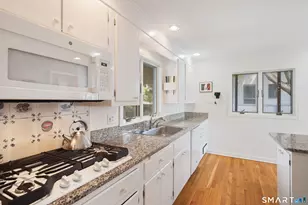 17 Cockenoe Dr, Westport, CT 06880 - Photo 11
