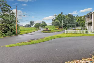 2 Mary St, Shelton, CT 06484 - Photo 3