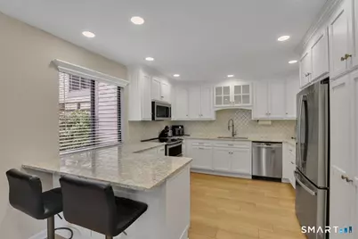 542 Pilgrim Harbor #542, Wallingford, CT 06492 - Photo 3