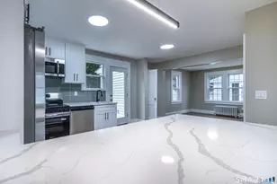 79 Evelyn St, Stratford, CT 06615 - Photo 7