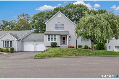 407 Canoe Brook #407, Shelton, CT 06484 - Photo 1