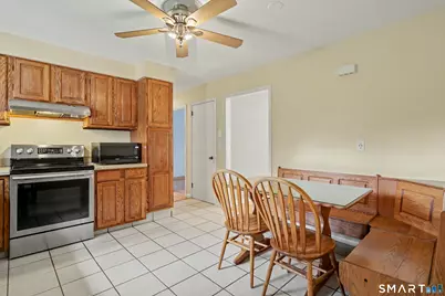 35 Sunrise Terrace, Stratford, CT 06614 - Photo 9