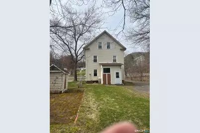 295 Chamberlain Highway, Meriden, CT 06451 - Photo 3