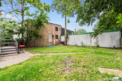 693 Dixwell Avenue #3rd Flr, New Haven, CT 06511 - Photo 21