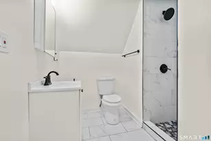 693 Dixwell Ave, New Haven, CT 06511 - Photo 15