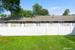 89 Mohegan Dr, West Hartford, CT 06117 - Photo 39
