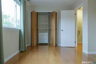 2 Washington Ct, Stamford, CT 06902 - Photo 15