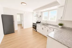 59 South St, Cromwell, CT 06416 - Photo 5