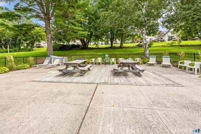 161 Suffolk Court #161, Meriden, CT 06450 - Photo 27