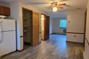 1568 Meriden Rd, Waterbury, CT 06705 - Photo 5