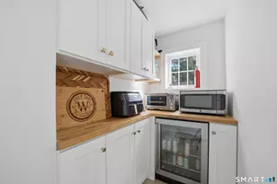 15 Mead St, Stamford, CT 06907 - Photo 15