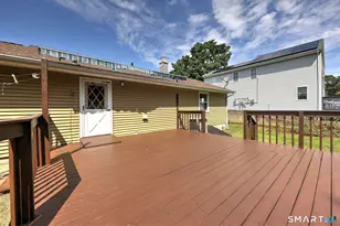 35 Corn Tassle Rd, Naugatuck, CT 06770 - Photo 7