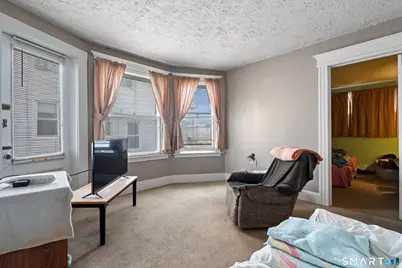 1422 Dixwell Avenue, Hamden, CT 06514 - Photo 9