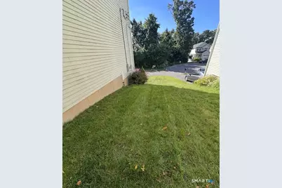 85 Hampton Road, Waterbury, CT 06708 - Photo 23
