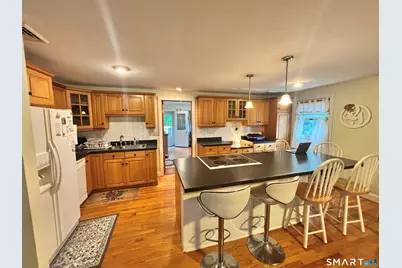 118 Wickham Drive, East Hartford, CT 06118 - Photo 5