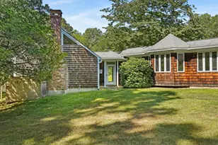 106 Spoonwood Rd, Wilton, CT 06897 - Photo 3