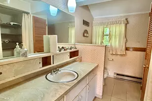 89 Sandy Beach Rd, Middlebury, CT 06762 - Photo 5