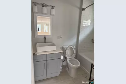 94 Cleveland Avenue #2, Bridgeport, CT 06606 - Photo 3