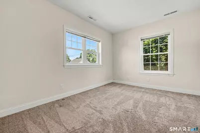 26 Nichols Avenue, Stamford, CT 06905 - Photo 29