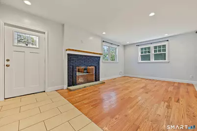 26 Nichols Avenue, Stamford, CT 06905 - Photo 5